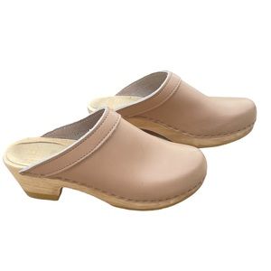 SVEN blush pink/nude clogs size 39